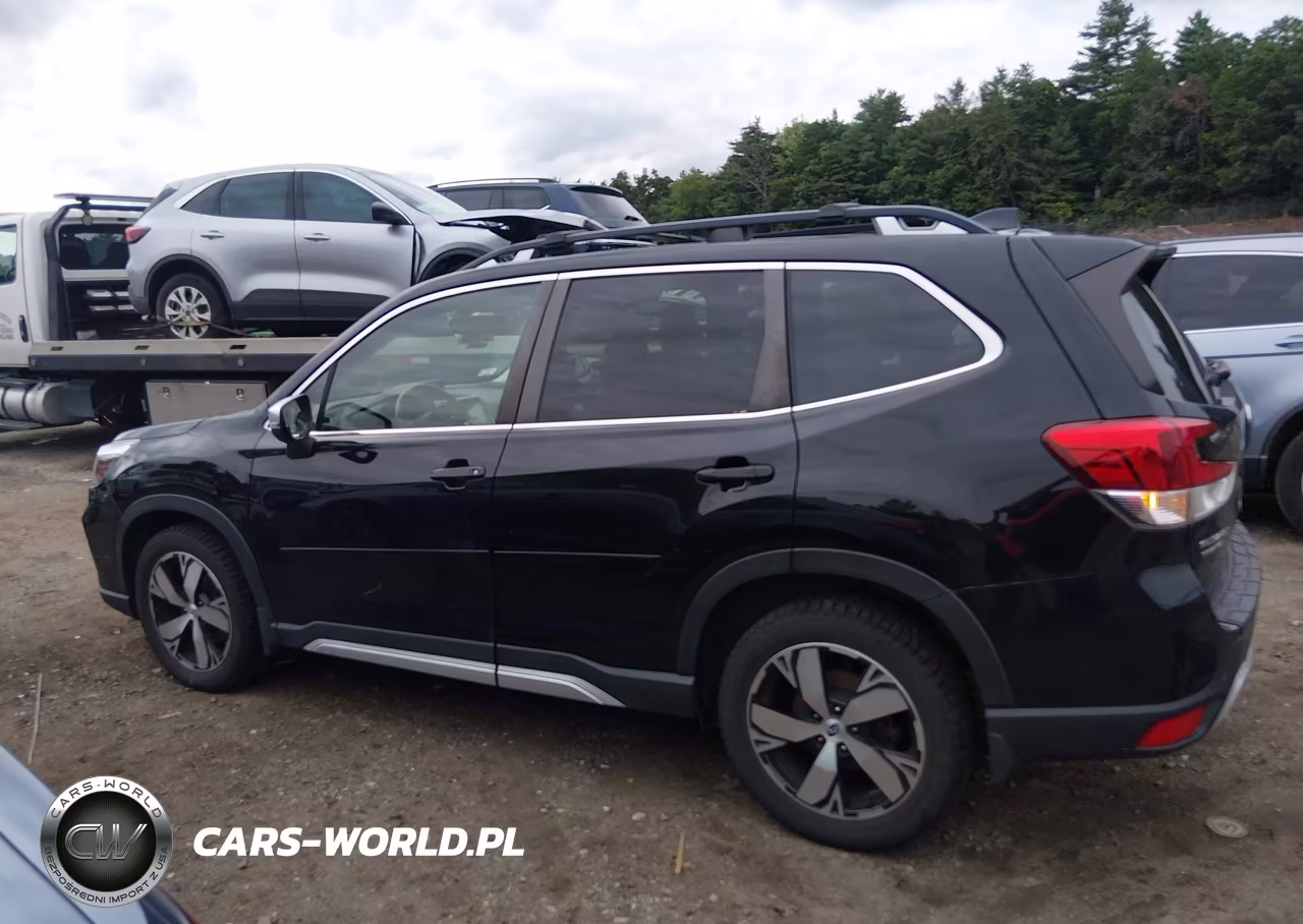 2020 Subaru Forester Touring VIN:JF2SKAXC2LH425428 - 15