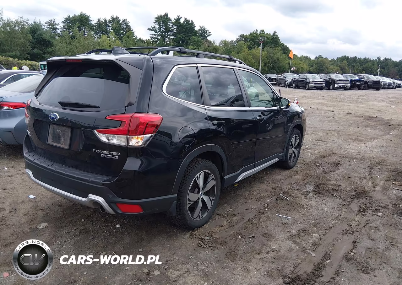 2020 Subaru Forester Touring VIN:JF2SKAXC2LH425428 - 4