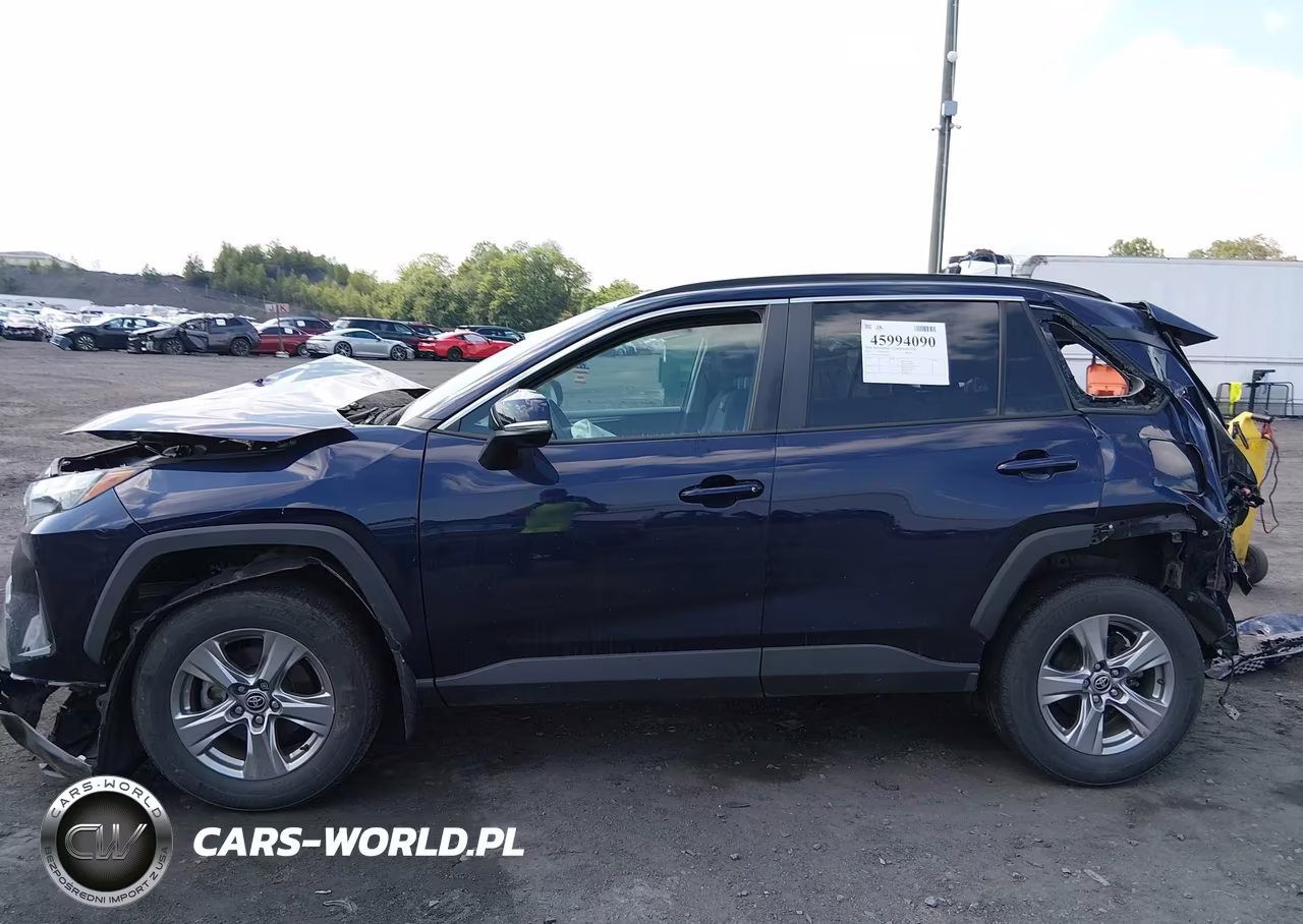 2023 Toyota Rav4 Xle VIN:2T3P1RFV4PW395342 - 13