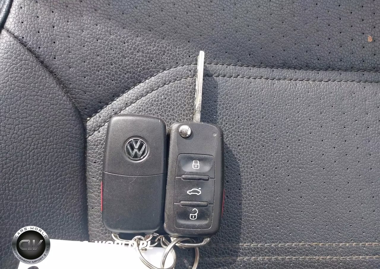 2014 Volkswagen Passat 1.8T Se VIN:1VWBT7A37EC071930 - 11