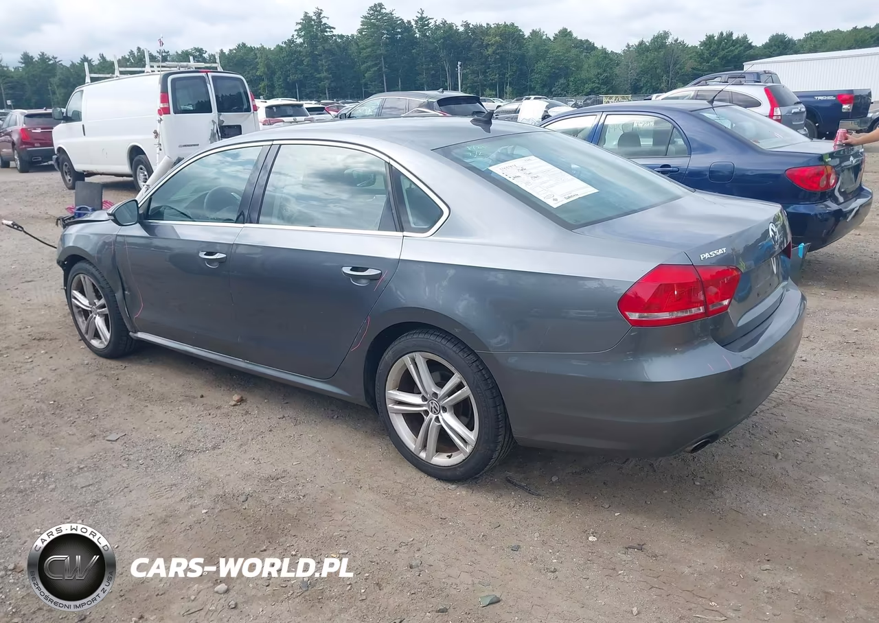 2014 Volkswagen Passat 1.8T Se VIN:1VWBT7A37EC071930 - 3