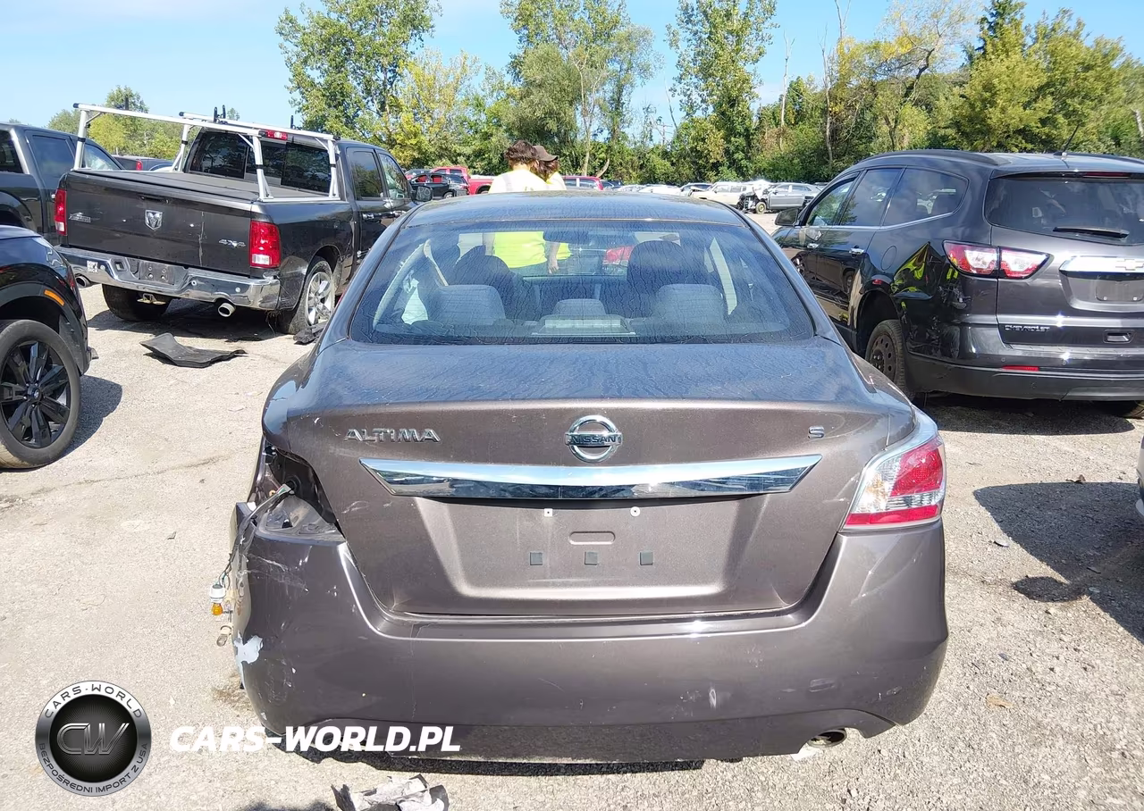 2015 Nissan Altima 2.5 S VIN:1N4AL3APXFC126579 - 17