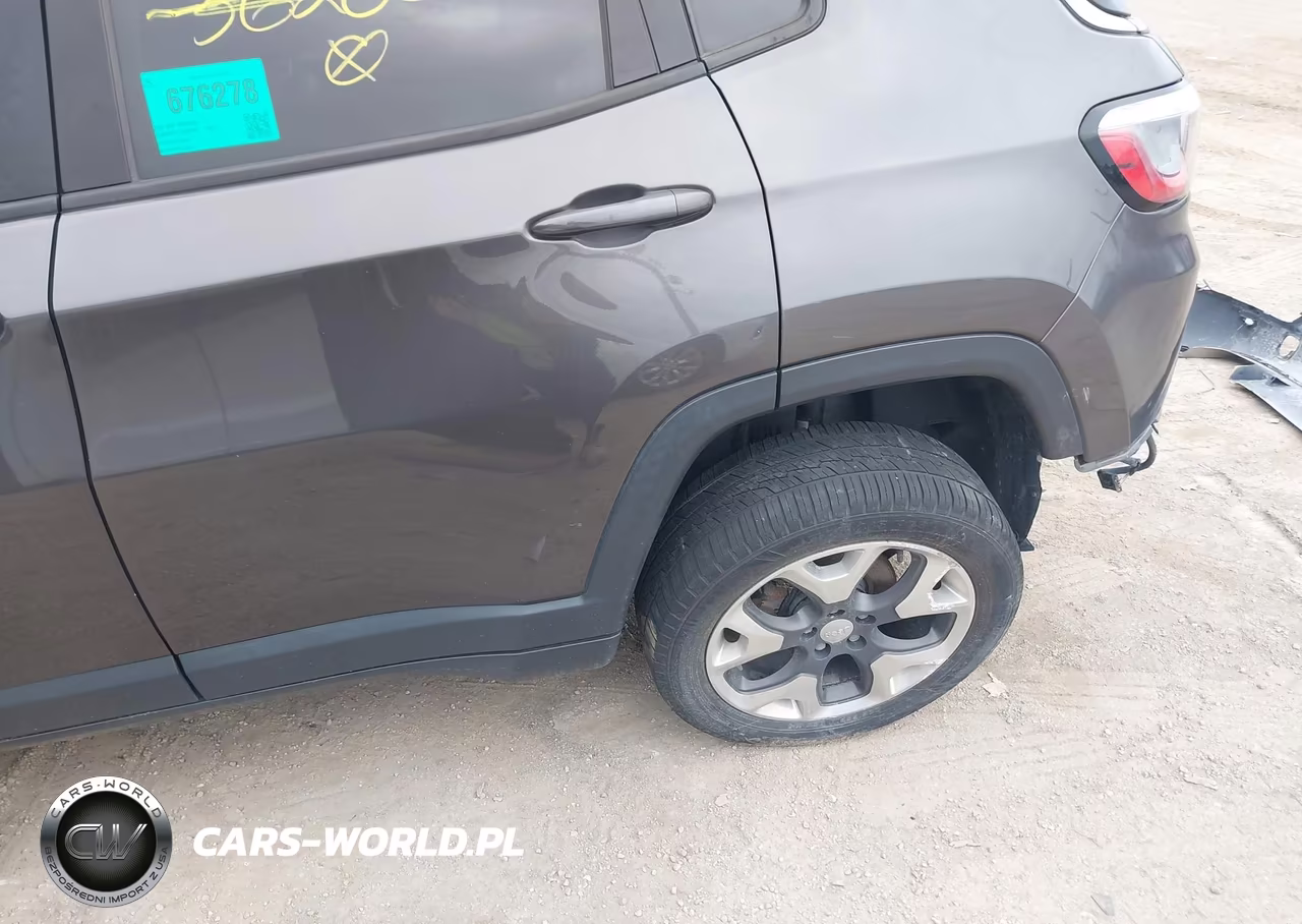 2018 Jeep Compass Limited 4X4 VIN:3C4NJDCB1JT362060 - 6