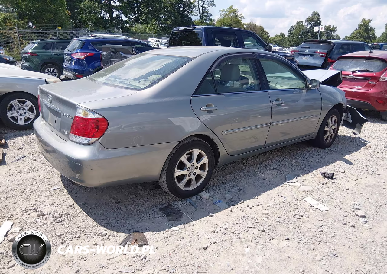 2005 Toyota Camry Xle V6 VIN:4T1BF30K05U592957 - 4