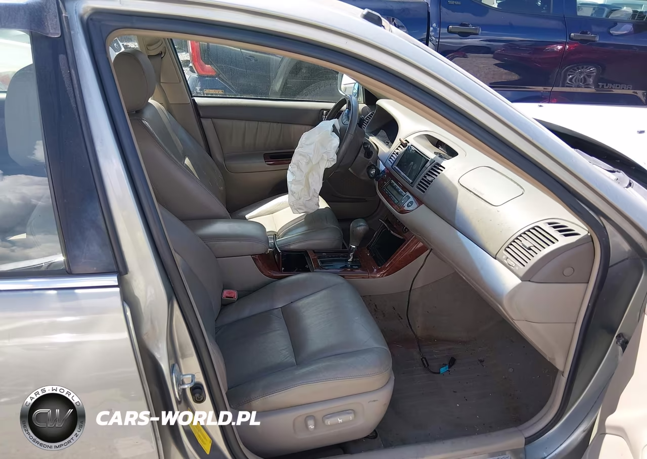 2005 Toyota Camry Xle V6 VIN:4T1BF30K05U592957 - 5