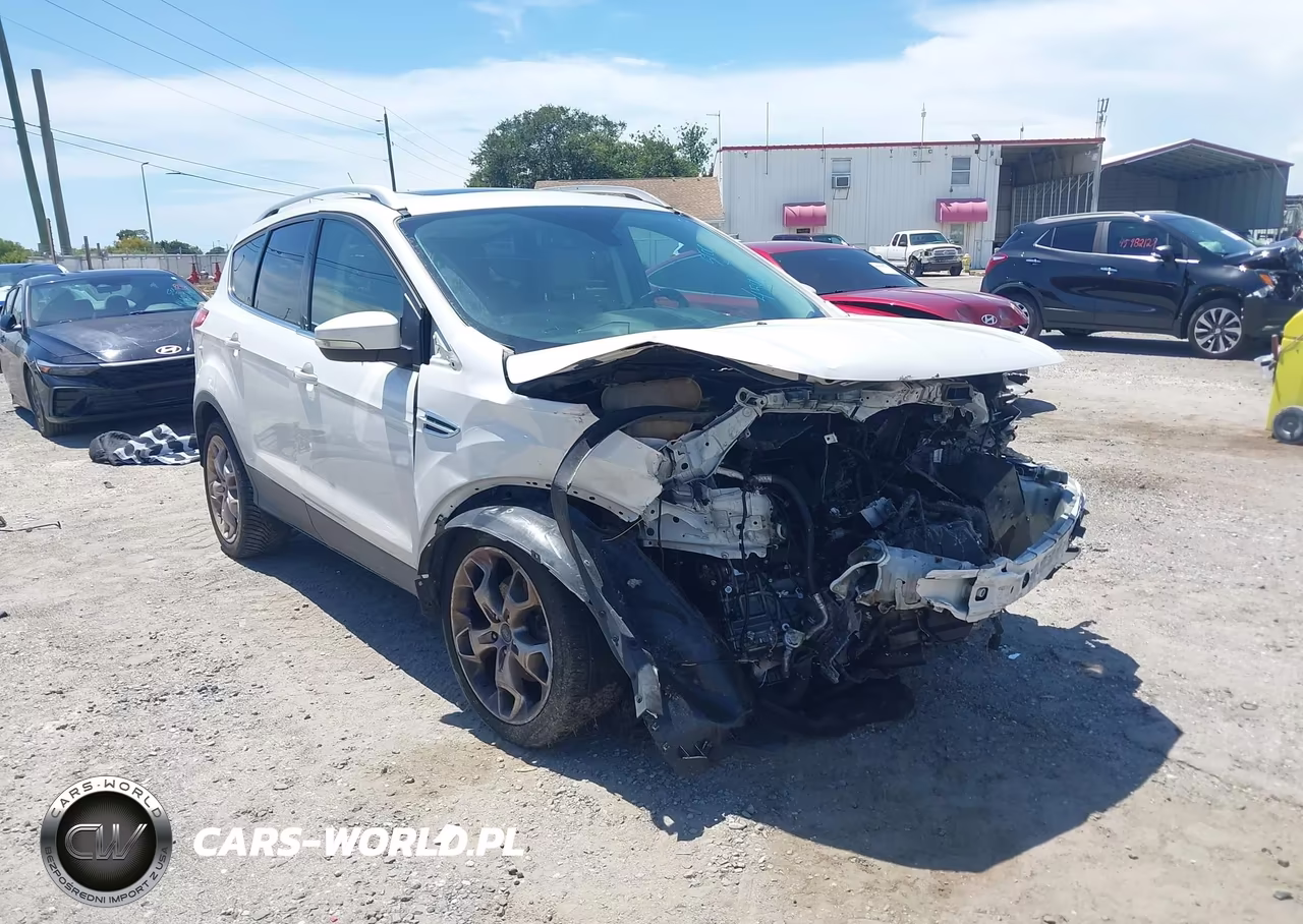 2015 Ford Escape Titanium – zdjęcie 1 z 17