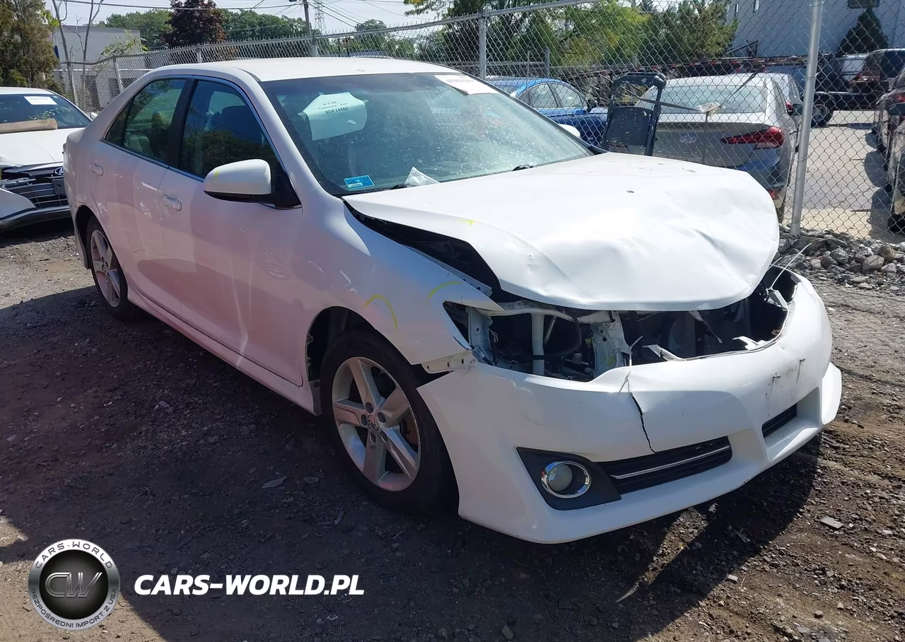2012 Toyota Camry Se – zdjęcie 1 z 12