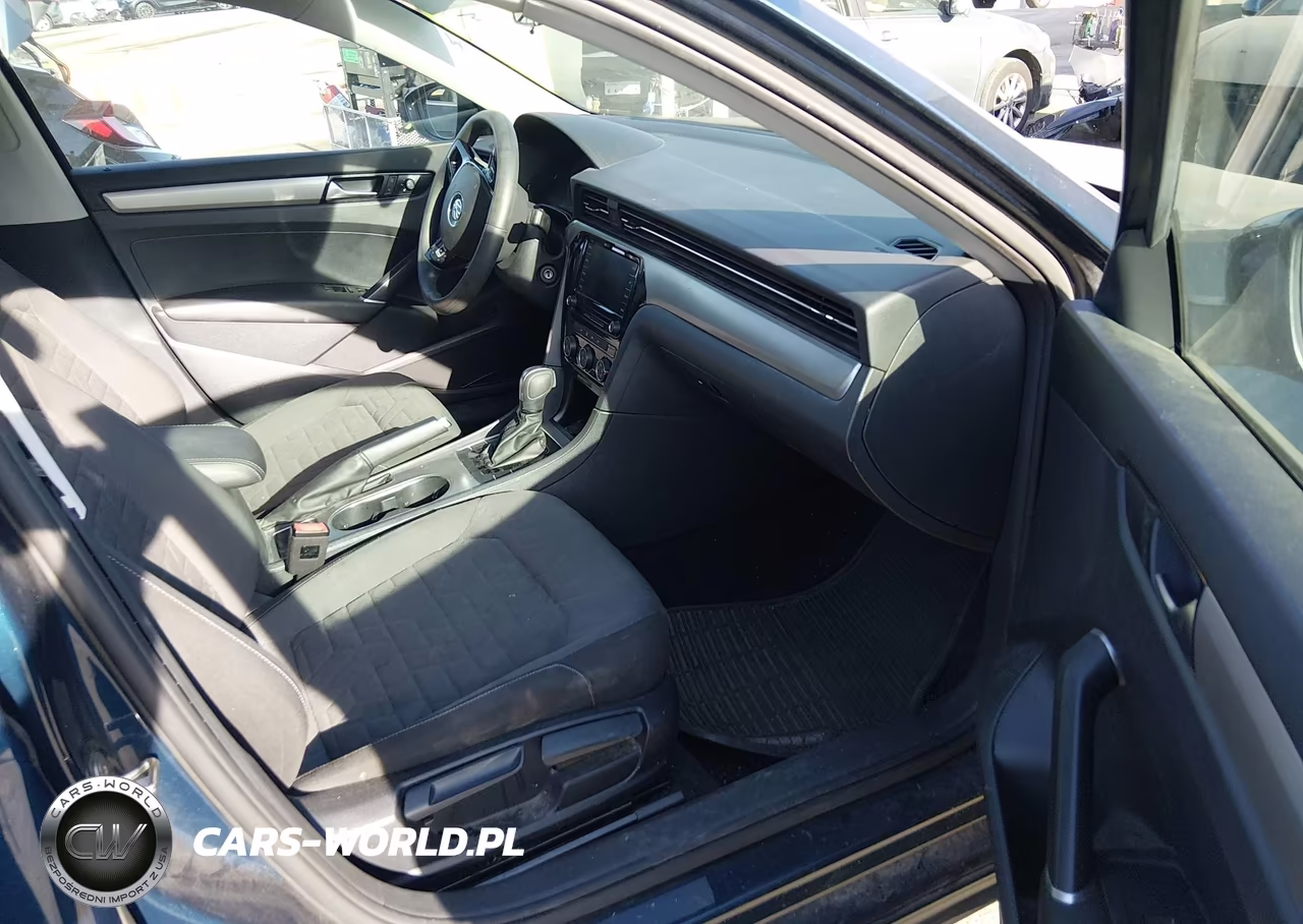 2021 Volkswagen Passat 2.0T S VIN:1VWAA7A37MC018418 - 5