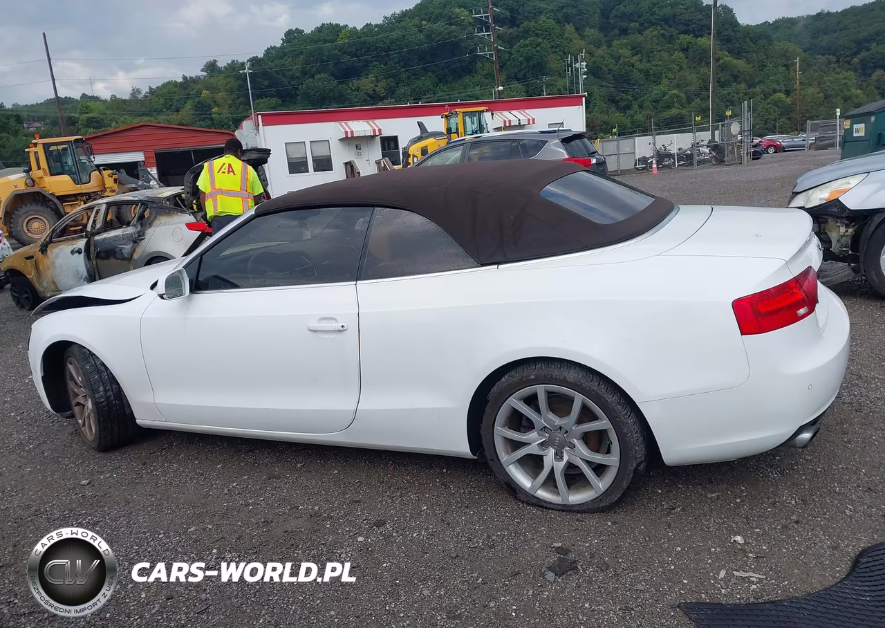 2014 Audi A5 2.0T Premium VIN:WAULFAFH8EN010409 - 14
