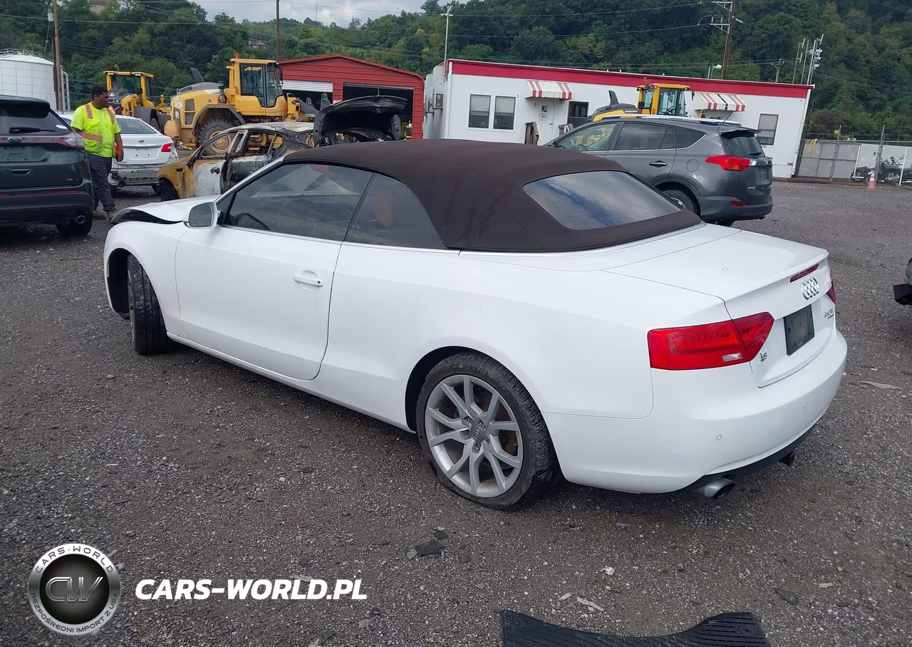 2014 Audi A5 2.0T Premium VIN:WAULFAFH8EN010409 - 3