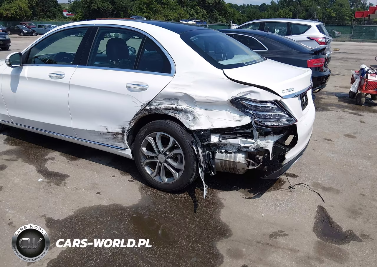 2015 Mercedes-Benz C 300 4Matic VIN:55SWF4KB7FU083384 - 6