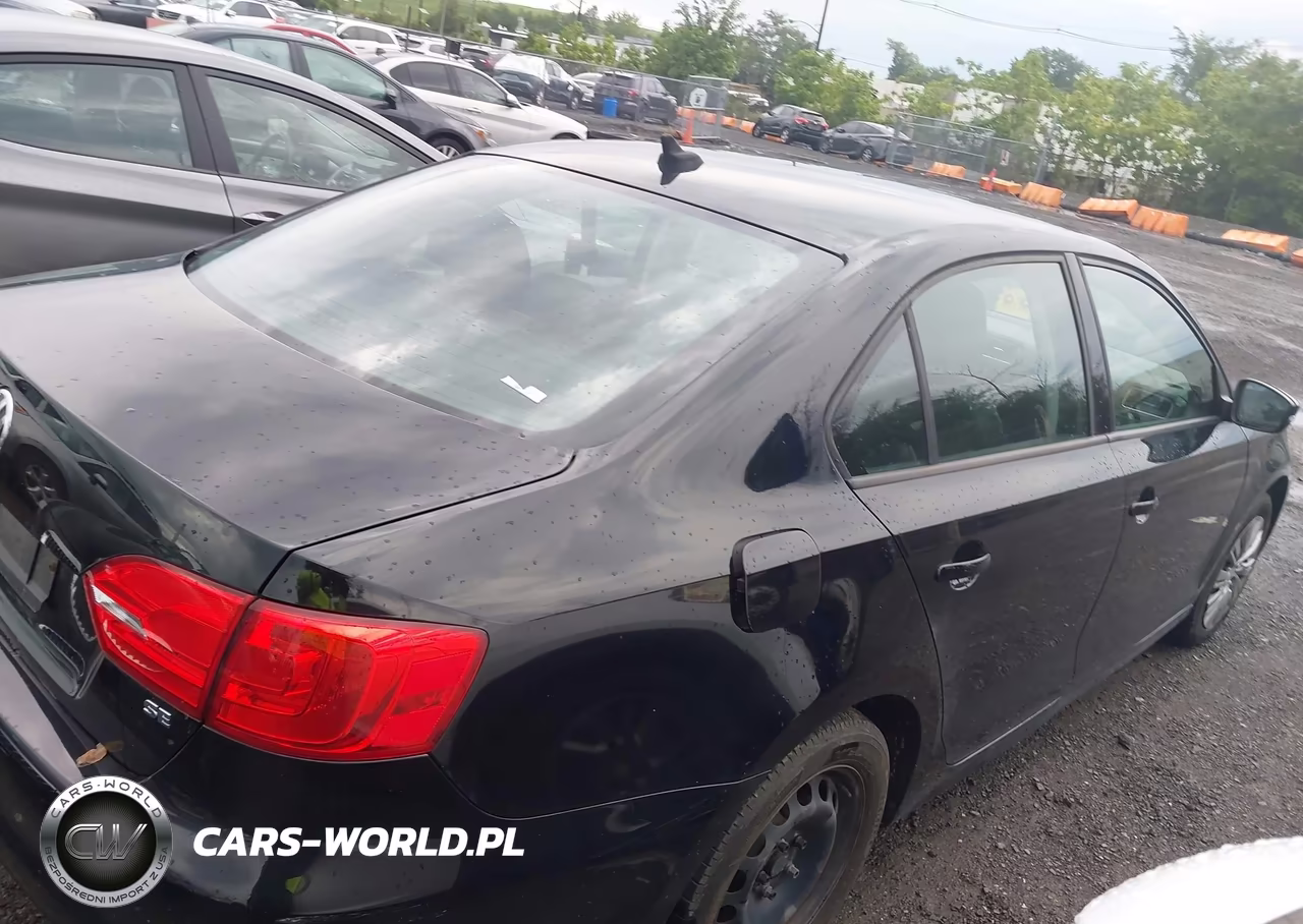 2014 Volkswagen Jetta 1.8T Se VIN:3VWD17AJ7EM396573 - 4