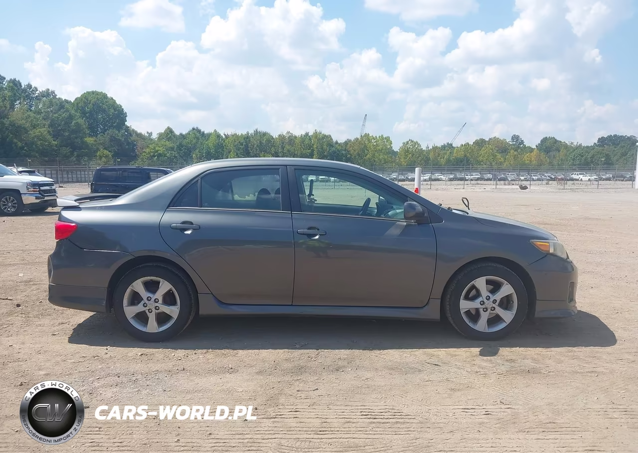 2013 Toyota Corolla S VIN:2T1BU4EE7DC124643 - 13