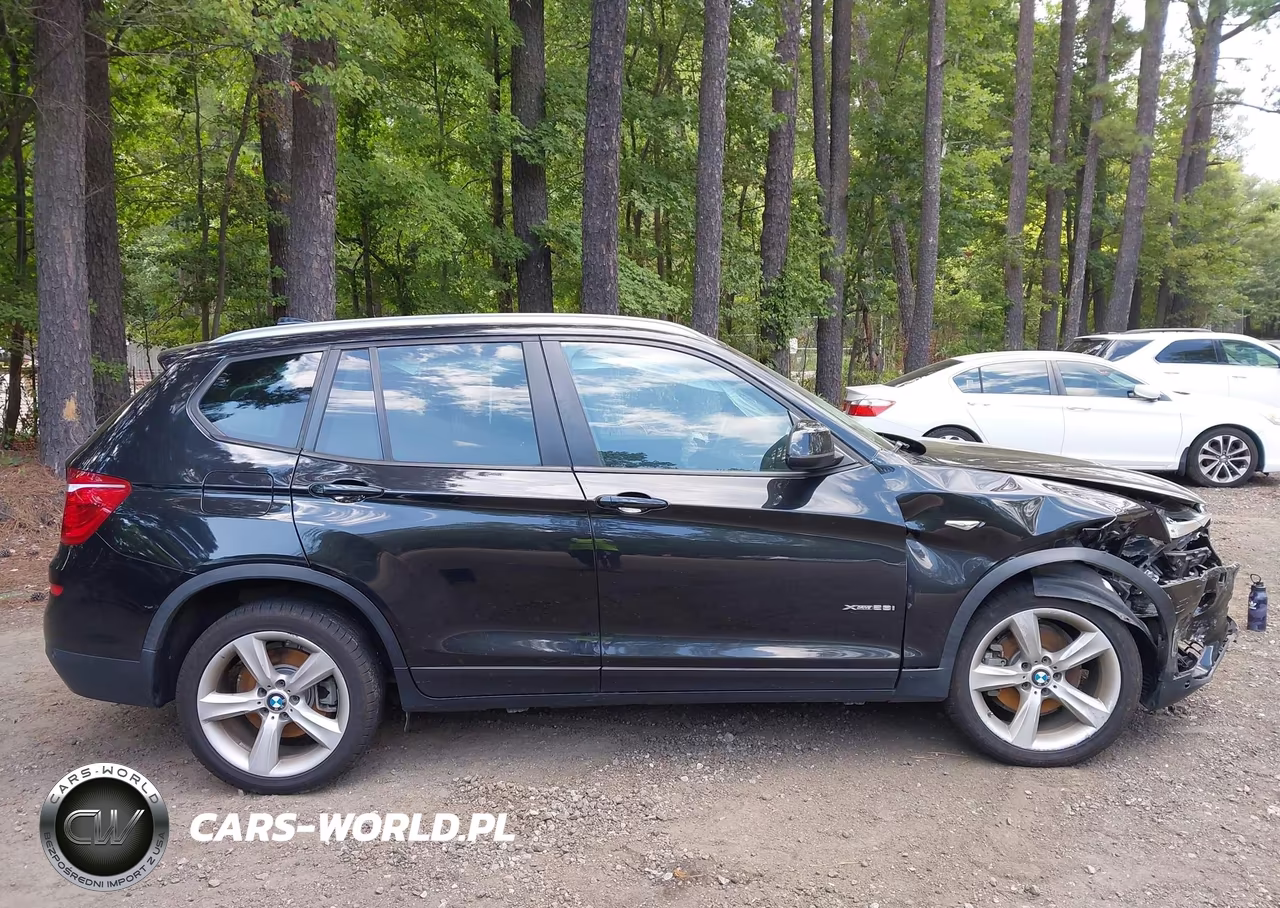 2017 BMW X3 xDrive28I VIN:5UXWX9C30H0W77723 - 13