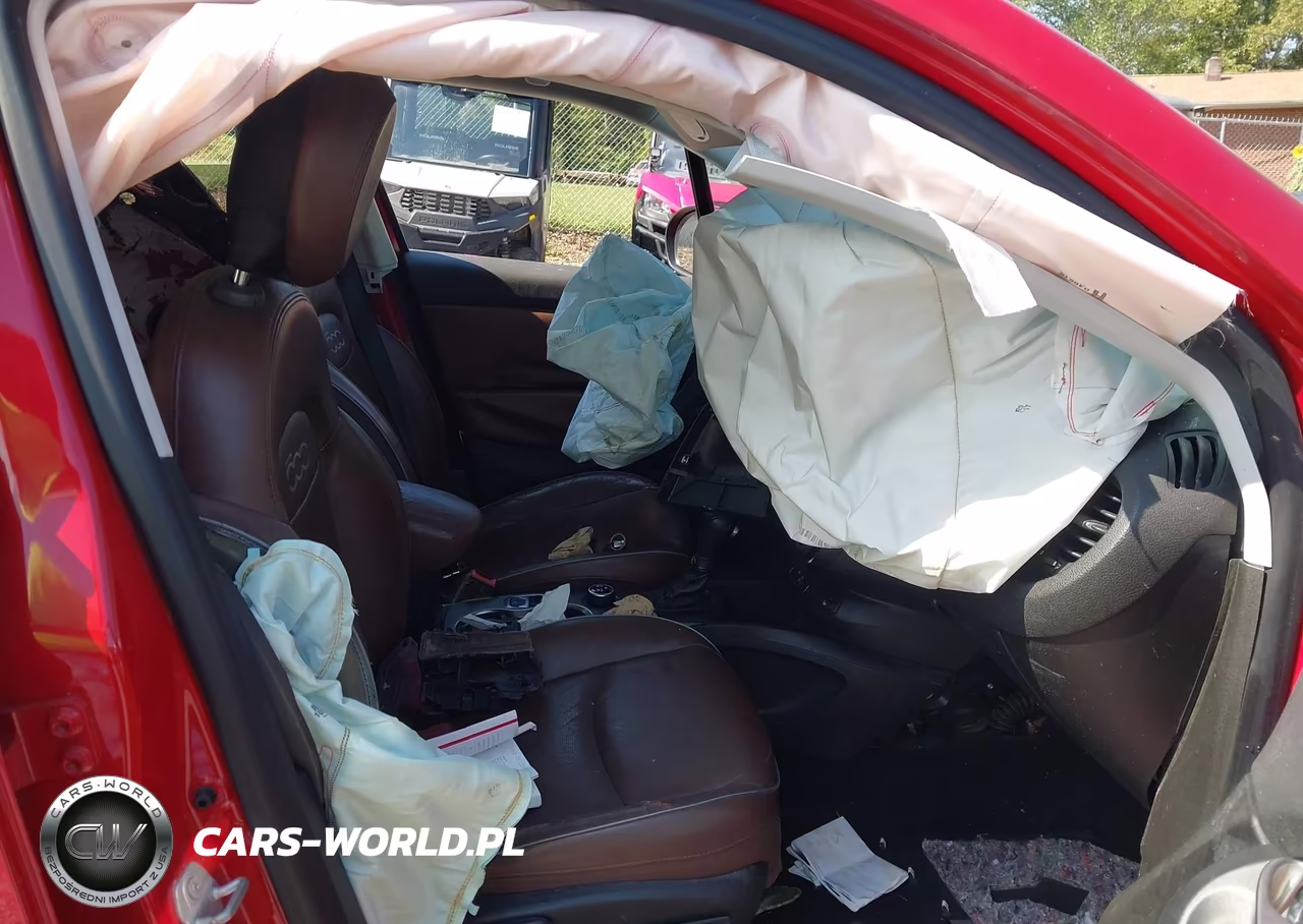 2016 Fiat 500X Lounge VIN:ZFBCFXDT9GP348554 - 5
