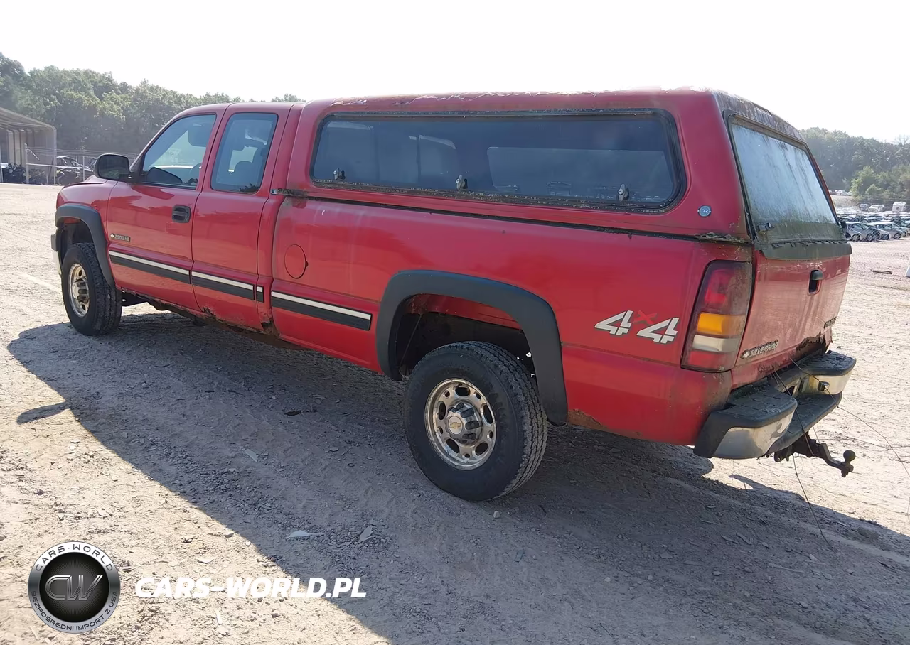 2001 Chevrolet Silverado K2500 Heavy Duty VIN:1GCHK29U01E318736 - 3