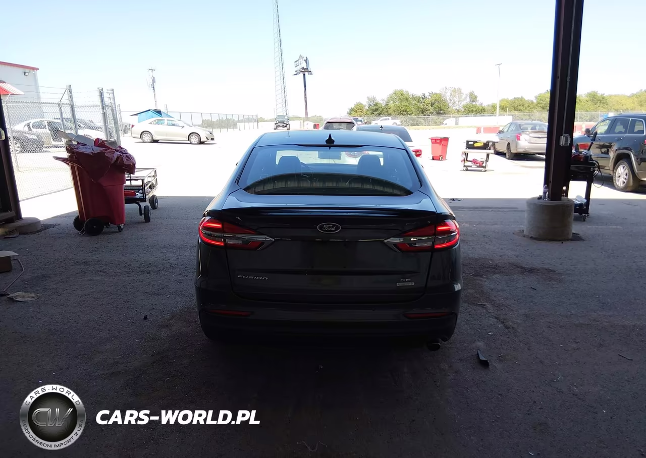 2019 Ford Fusion Se VIN:3FA6P0HD5KR171980 - 16