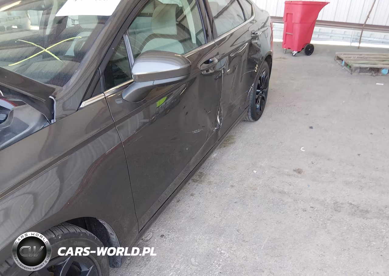 2019 Ford Fusion Se VIN:3FA6P0HD5KR171980 - 17
