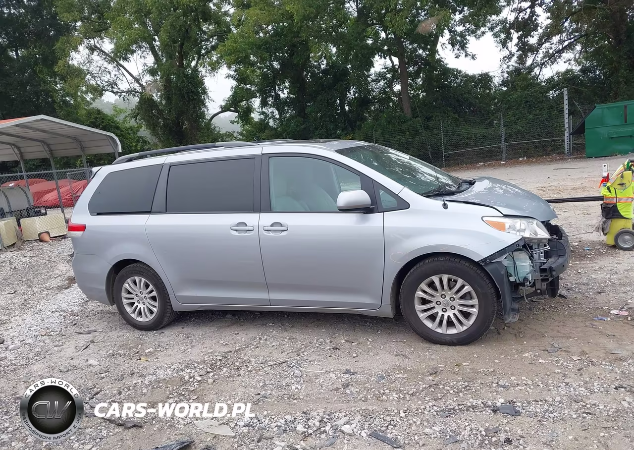 2014 Toyota Sienna Xle V6 8 Passenger VIN:5TDYK3DC3ES494801 - 14
