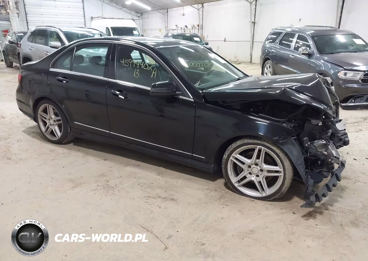 2013 Mercedes-Benz C 300 Sport 4Matic