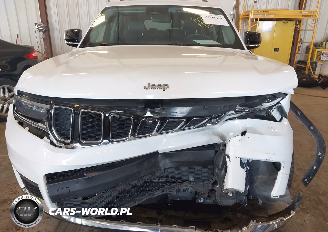 2021 Jeep Grand Cherokee L Limited 4X4 VIN:1C4RJKBG5M8120040 - 12