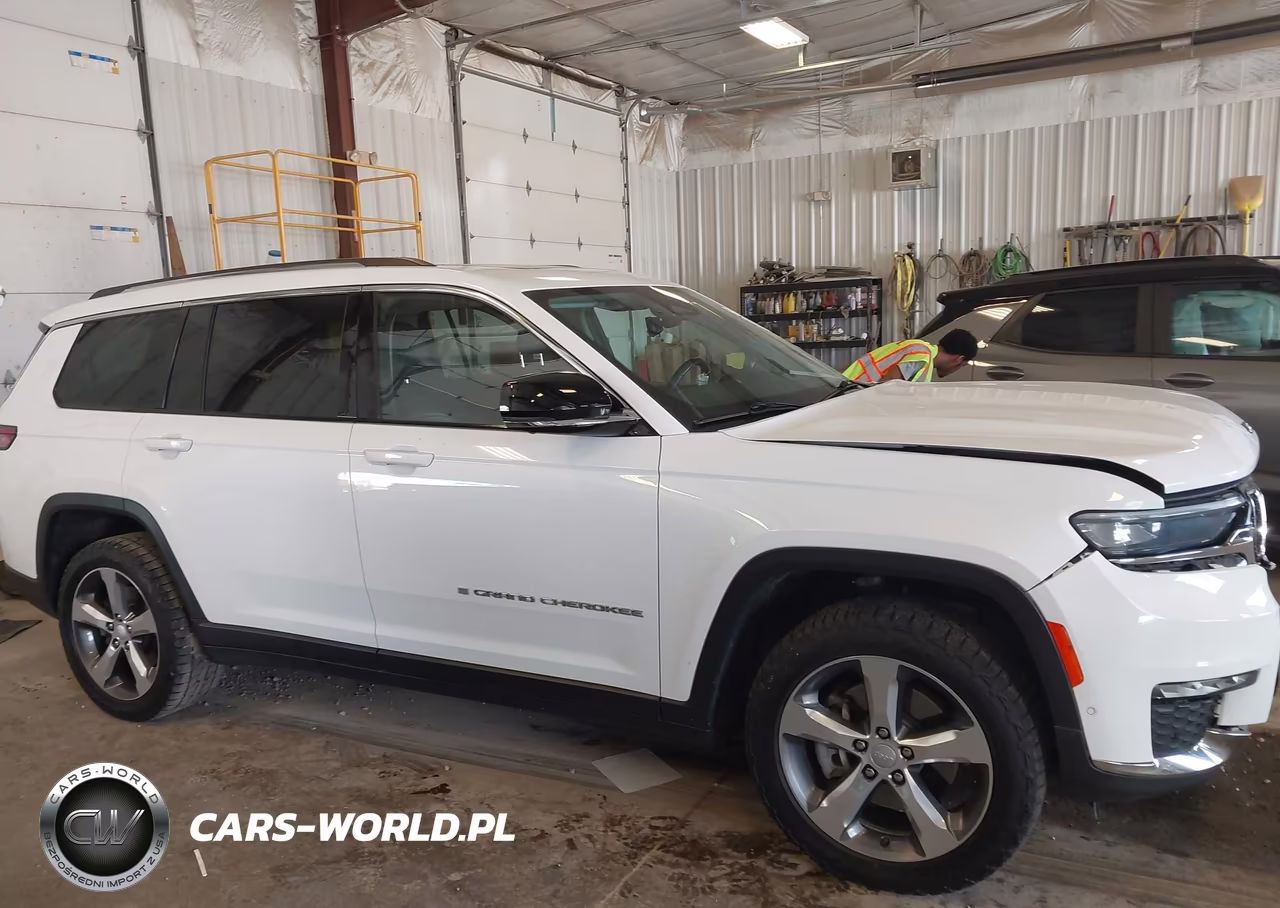 2021 Jeep Grand Cherokee L Limited 4X4 VIN:1C4RJKBG5M8120040 - 13