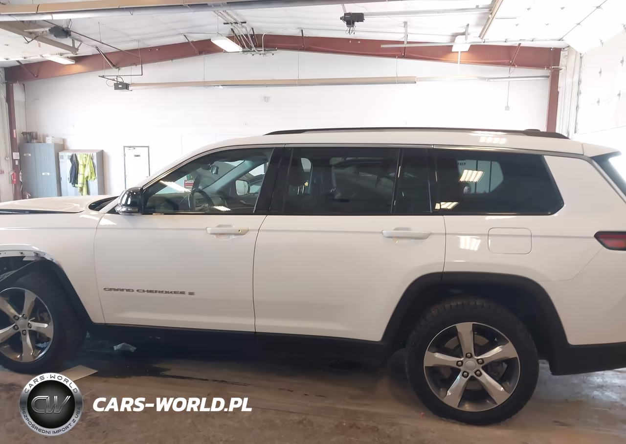 2021 Jeep Grand Cherokee L Limited 4X4 VIN:1C4RJKBG5M8120040 - 14