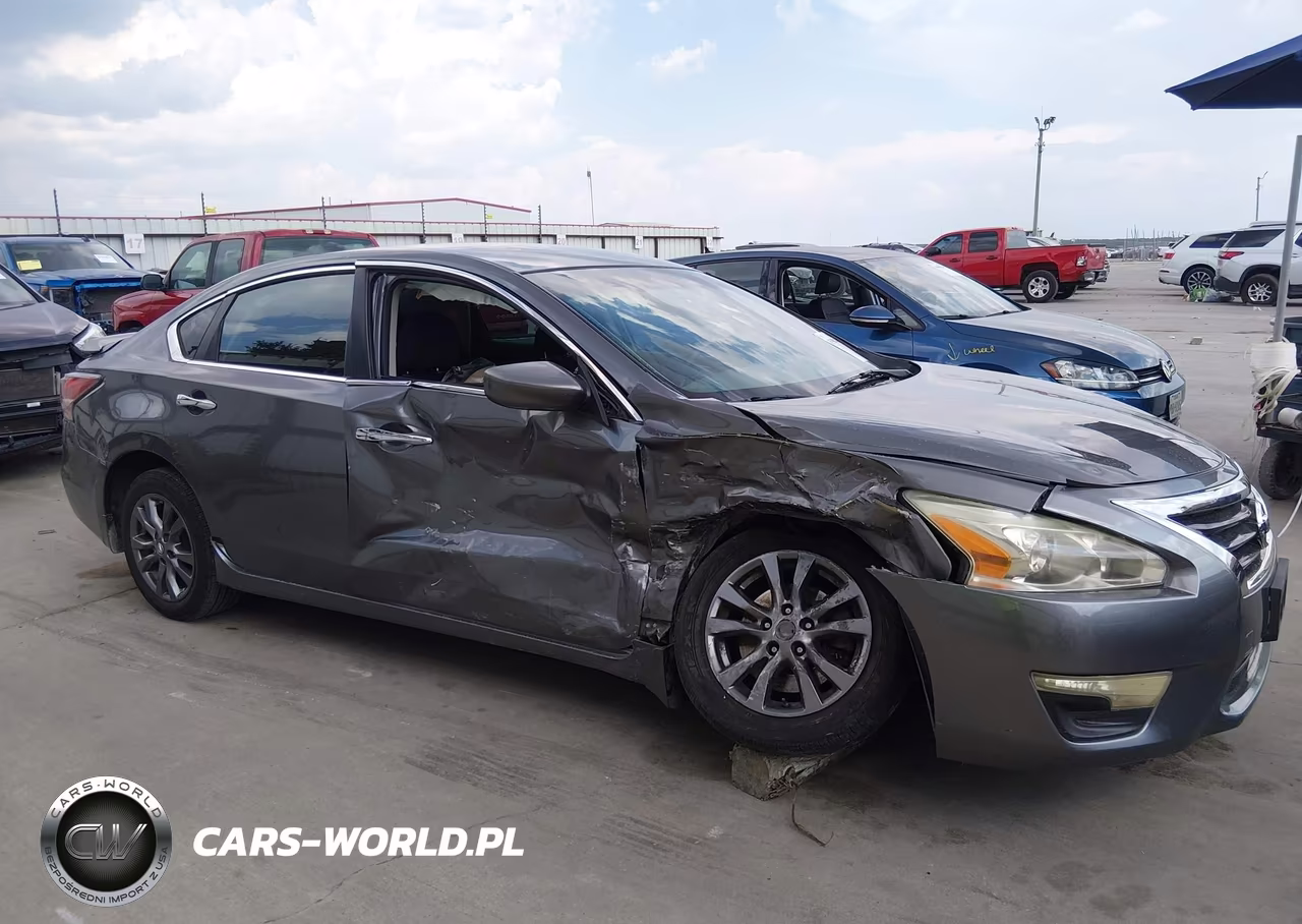 2015 Nissan Altima 2.5 S VIN:1N4AL3AP2FN913126 - 13