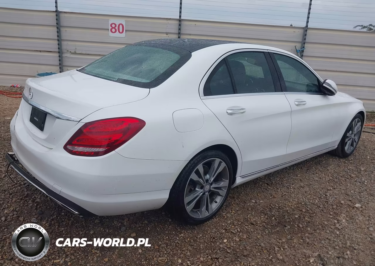 2017 Mercedes-Benz C 300 VIN:55SWF4JB5HU192964 - 4