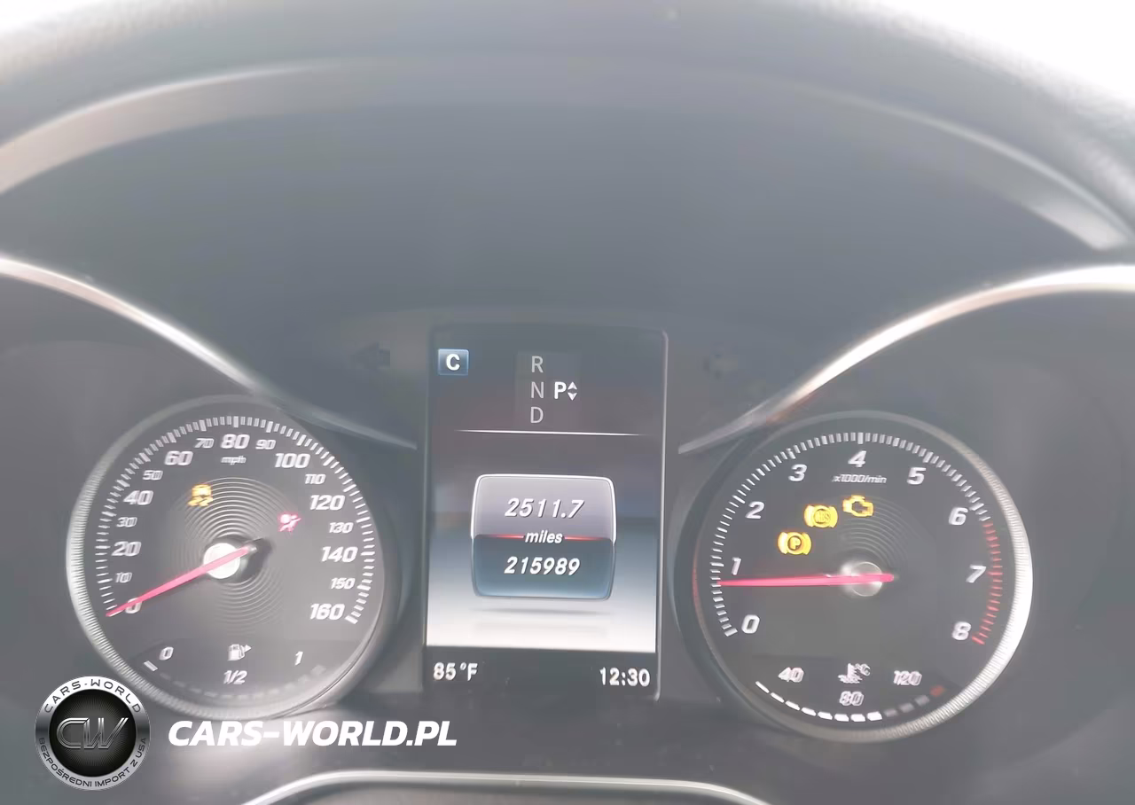 2017 Mercedes-Benz C 300 VIN:55SWF4JB5HU192964 - 7