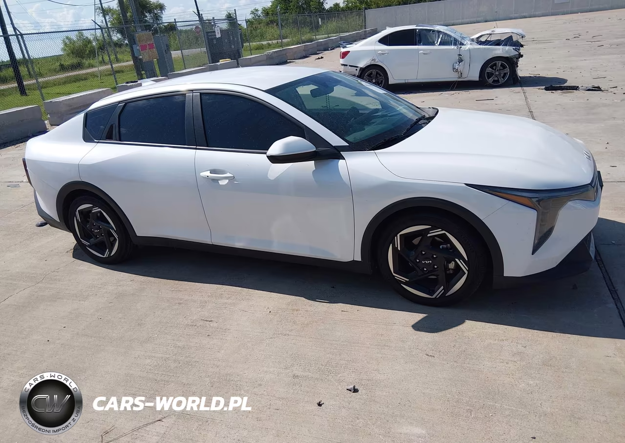 2025 Kia K4 Ex VIN:3KPFU4DE2SE041333 - 13