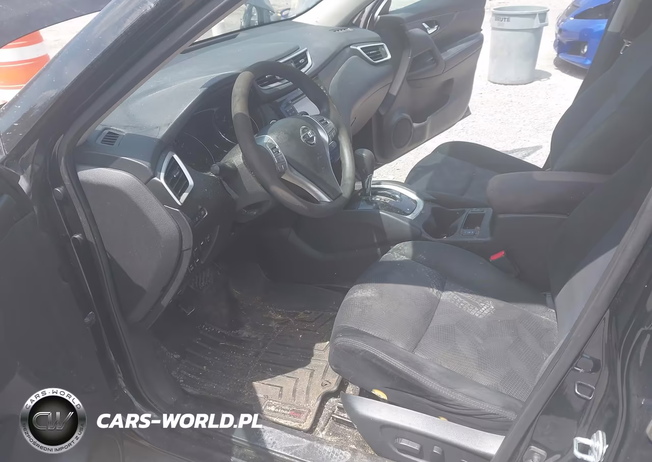 2015 Nissan Rogue Sv VIN:5N1AT2MV2FC835369 - 5