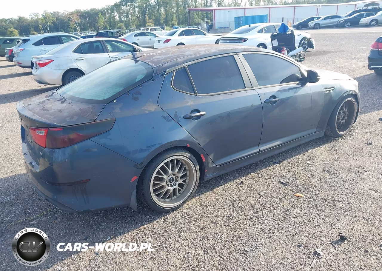 2015 Kia Optima Lx VIN:KNAGM4A7XF5546285 - 4