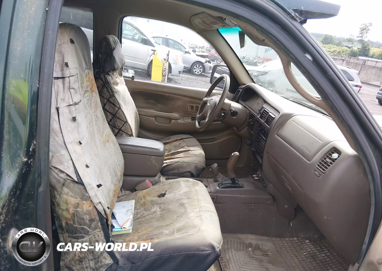 2001 Toyota Tacoma VIN:5TEWM72N61Z803042 - 5