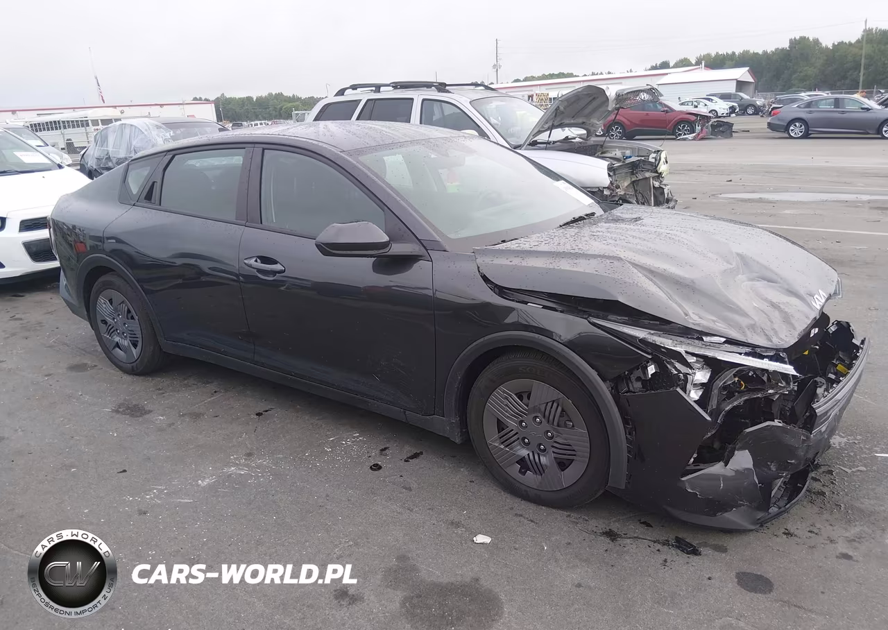 2026 Kia K4 Lx VIN:3KPFT4DE3TE349390 - 1
