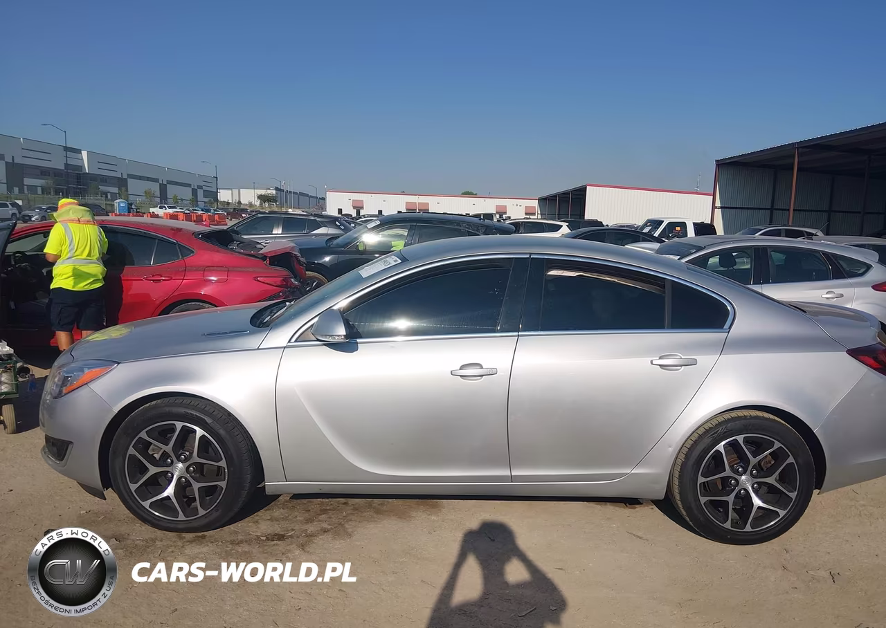 2016 Buick Regal Turbo Sport Touring VIN:2G4G35EX2G9208370 - 13