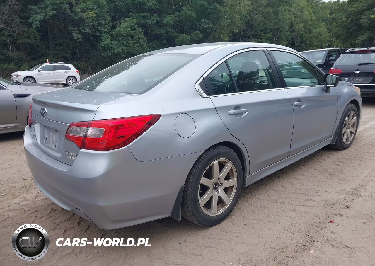 2015 Subaru Legacy 2.5I VIN:4S3BNAA6XF3036899 - 4
