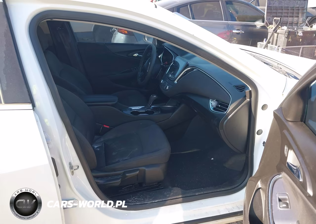 2019 CHEVROLET MALIBU LT VIN:1G1ZD5ST8KF159390 - 5