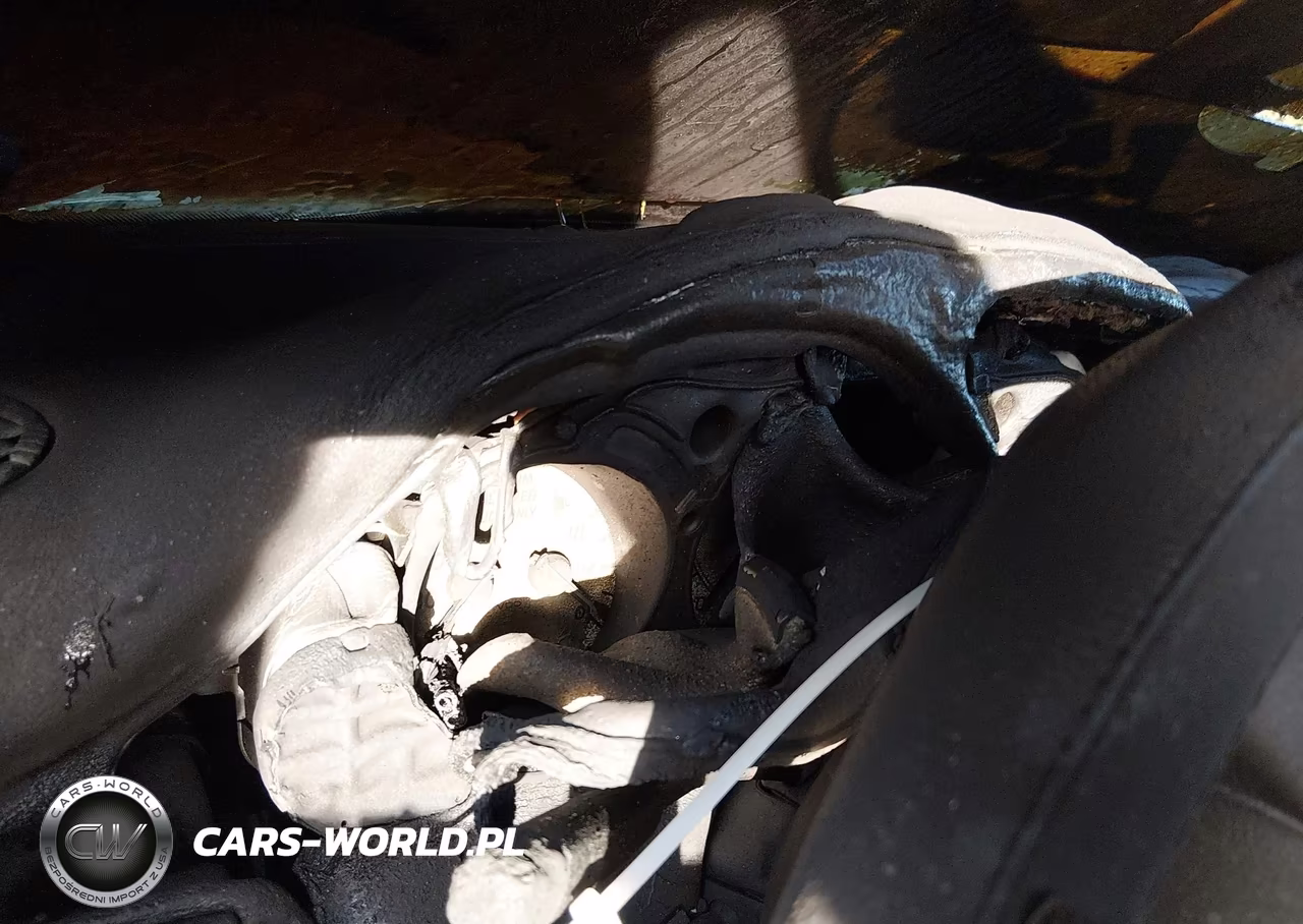 1998 Mercedes-Benz Slk 230 VIN:WDBKK47F4WF066155 - 7