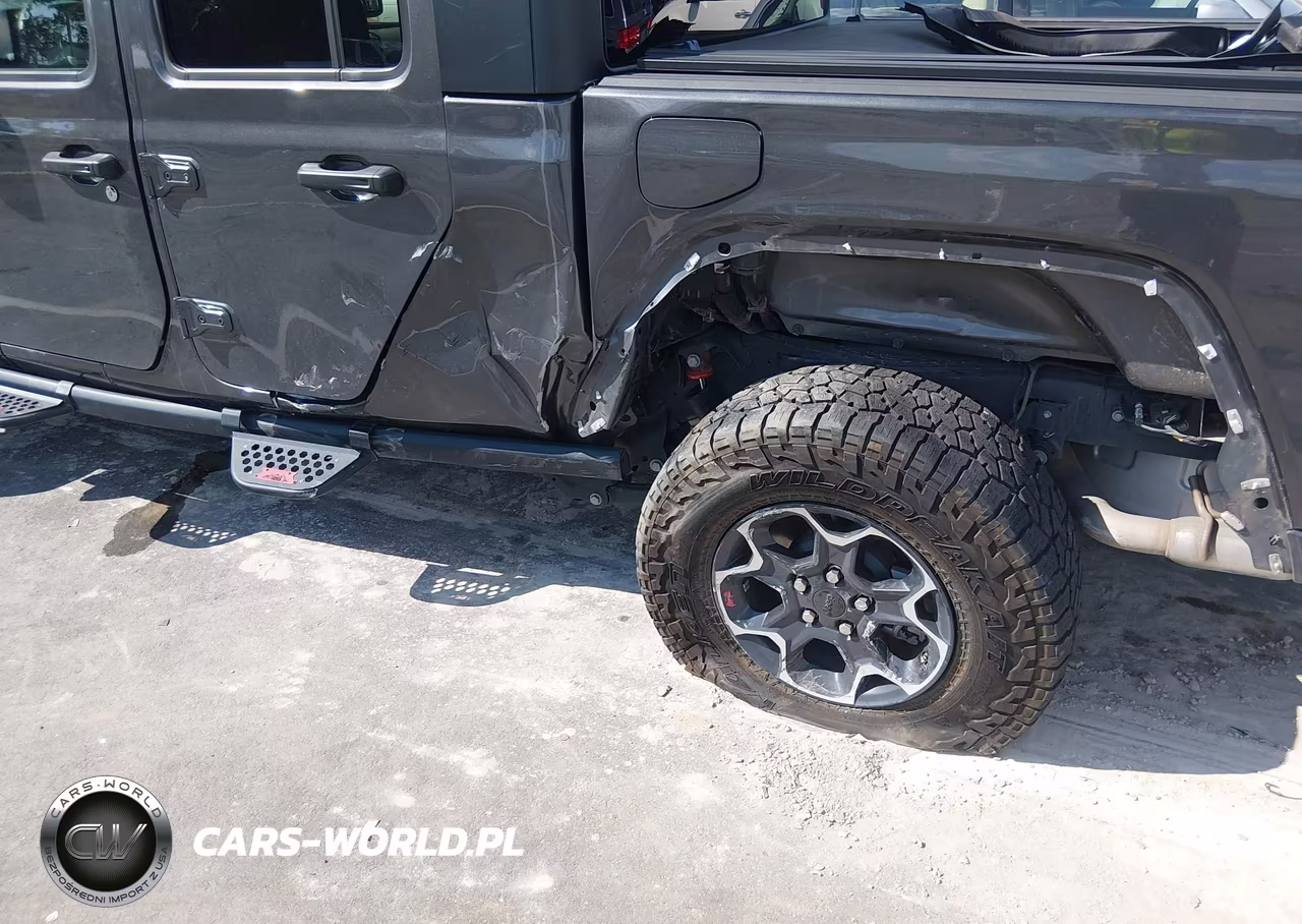 2023 Jeep Gladiator Rubicon 4X4 VIN:1C6JJTBGXPL574120 - 6