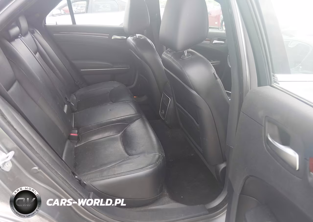 2012 Chrysler 300 Limited VIN:2C3CCACGXCH195080 - 8