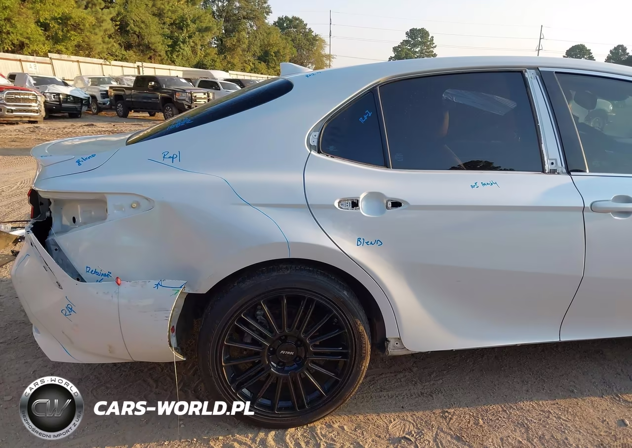 2019 Toyota Camry Xse VIN:4T1B61HK8KU747047 - 19