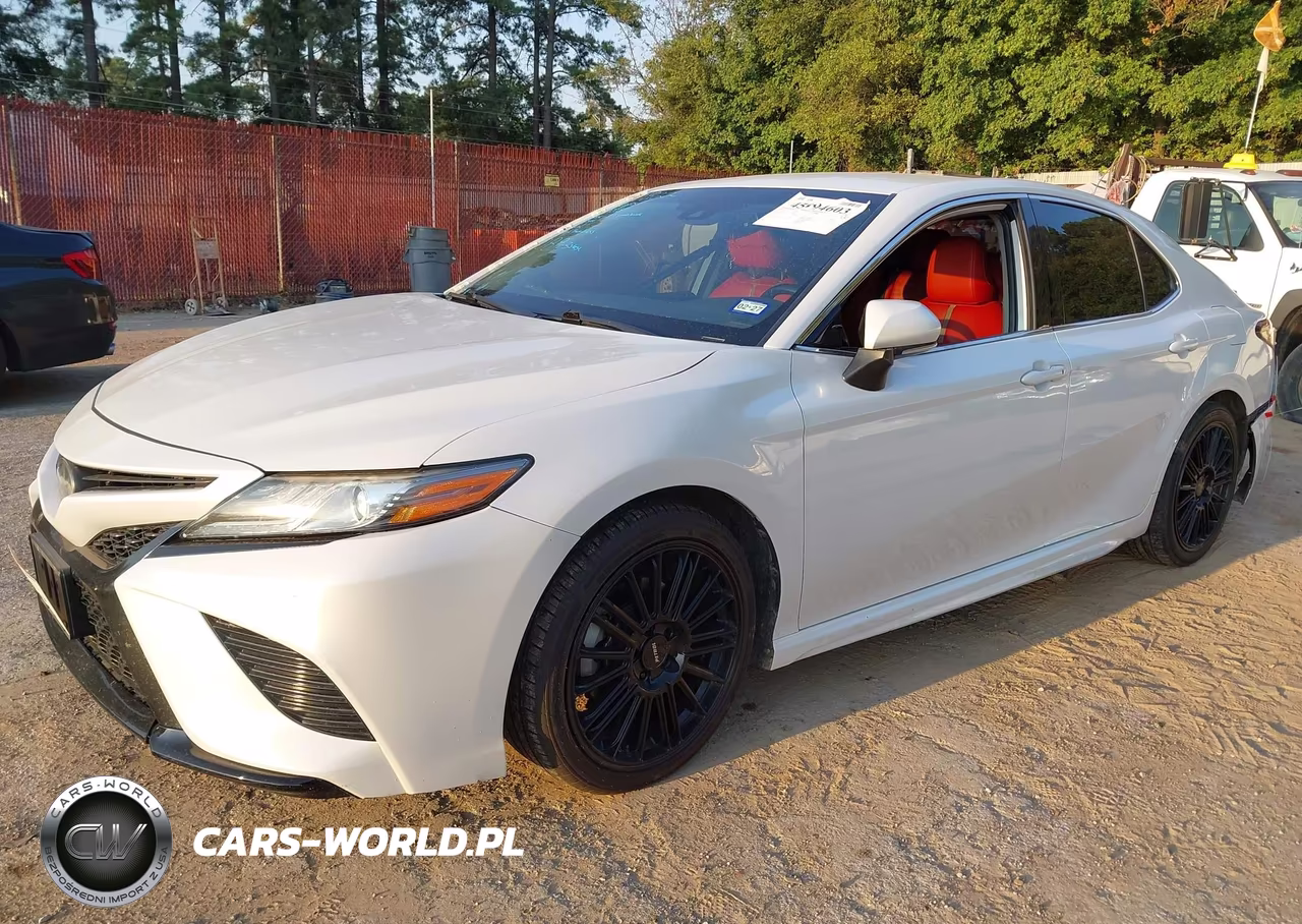 2019 Toyota Camry Xse VIN:4T1B61HK8KU747047 - 2