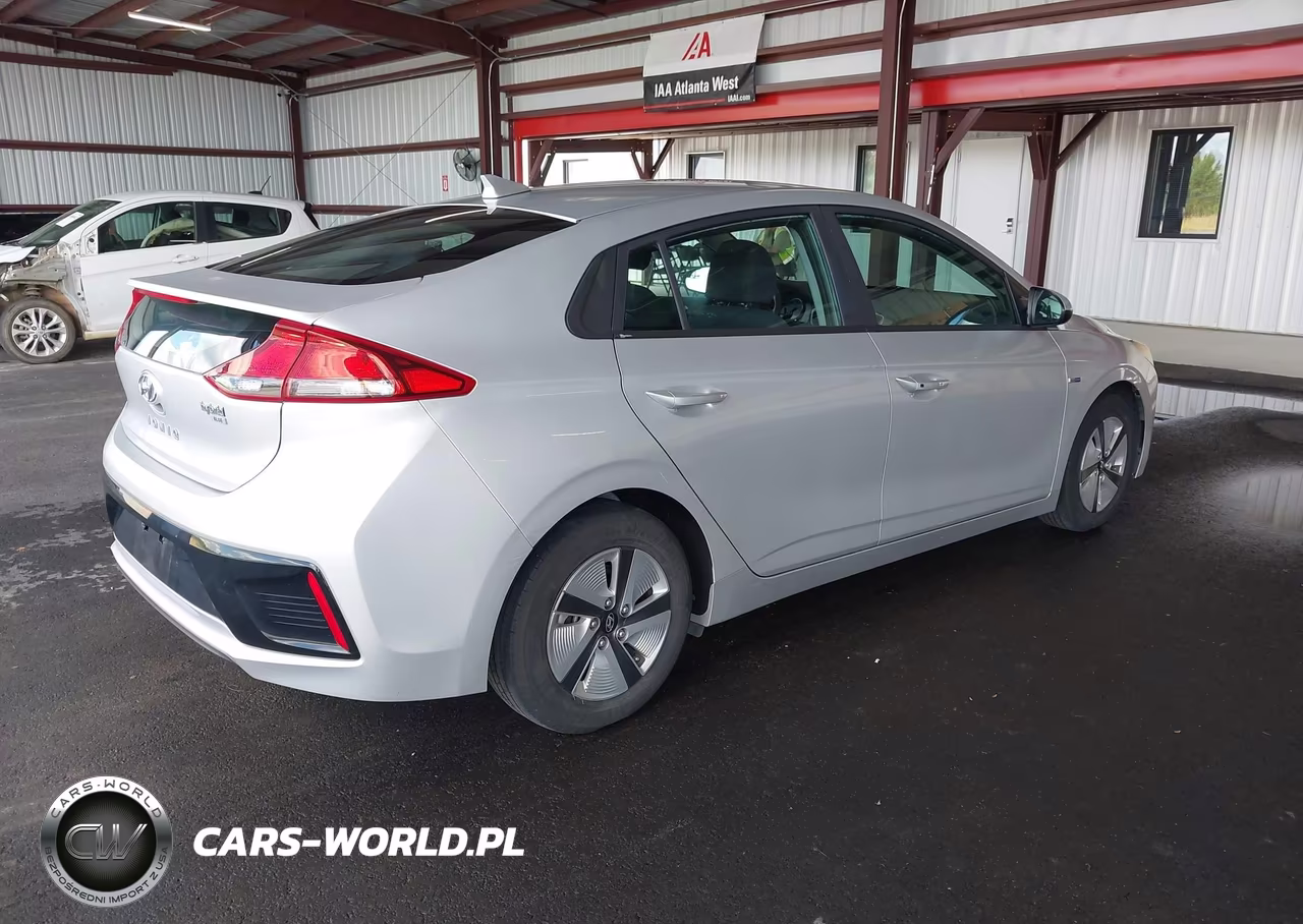 2019 Hyundai Ioniq Hybrid Blue VIN:KMHC65LC0KU158425 - 4