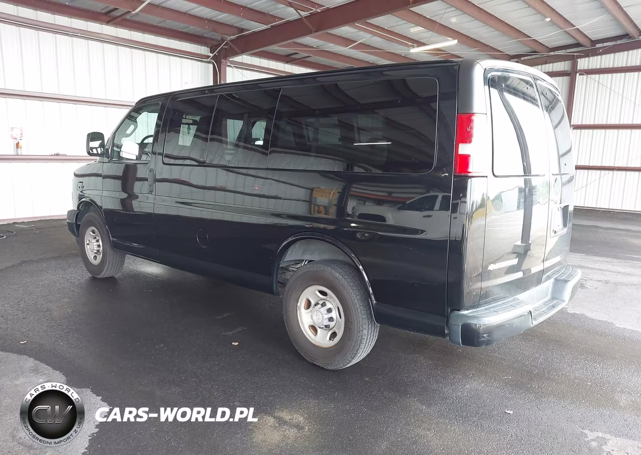 2019 Chevrolet Express 2500 Ls VIN:1GAWGEFG3K1286410 - 3