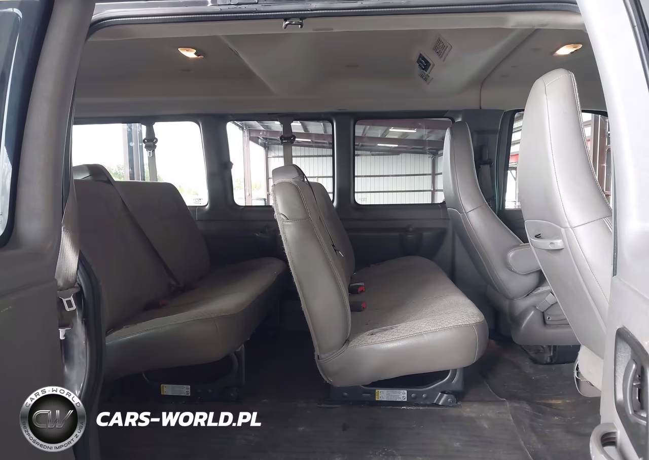 2019 Chevrolet Express 2500 Ls VIN:1GAWGEFG3K1286410 - 8