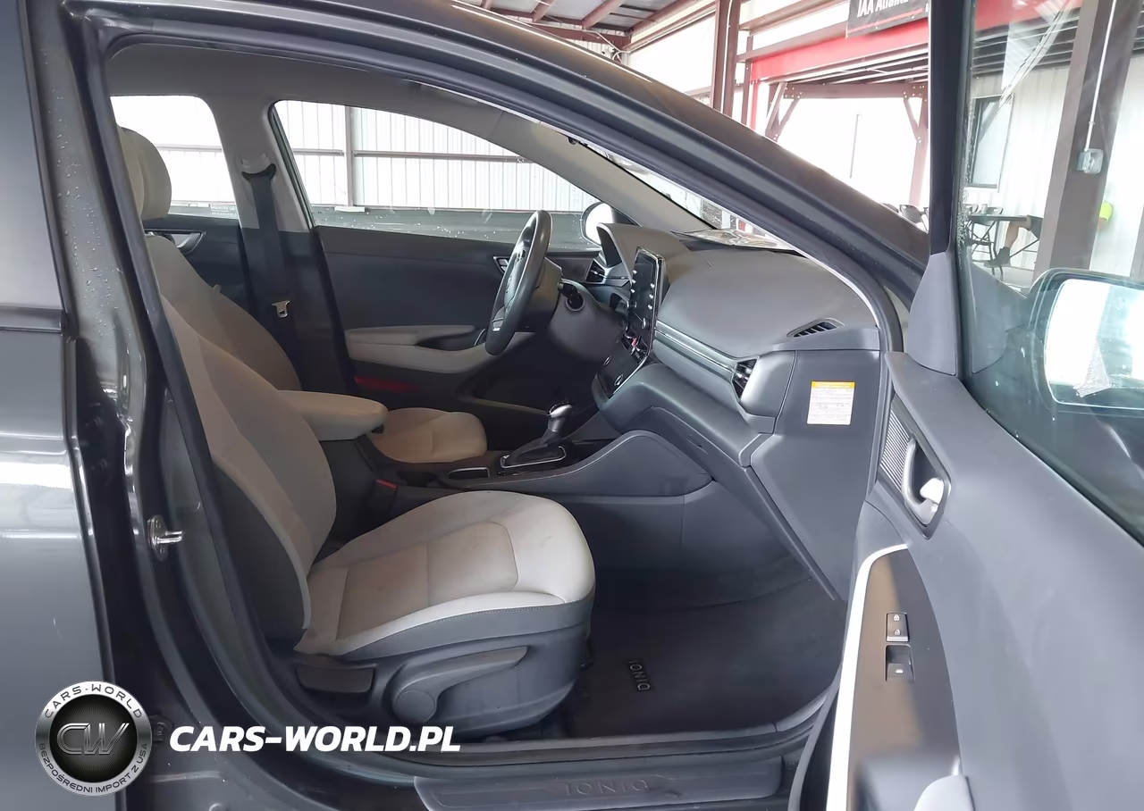 2021 Hyundai Ioniq Hybrid Blue VIN:KMHC65LC0MU247334 - 5