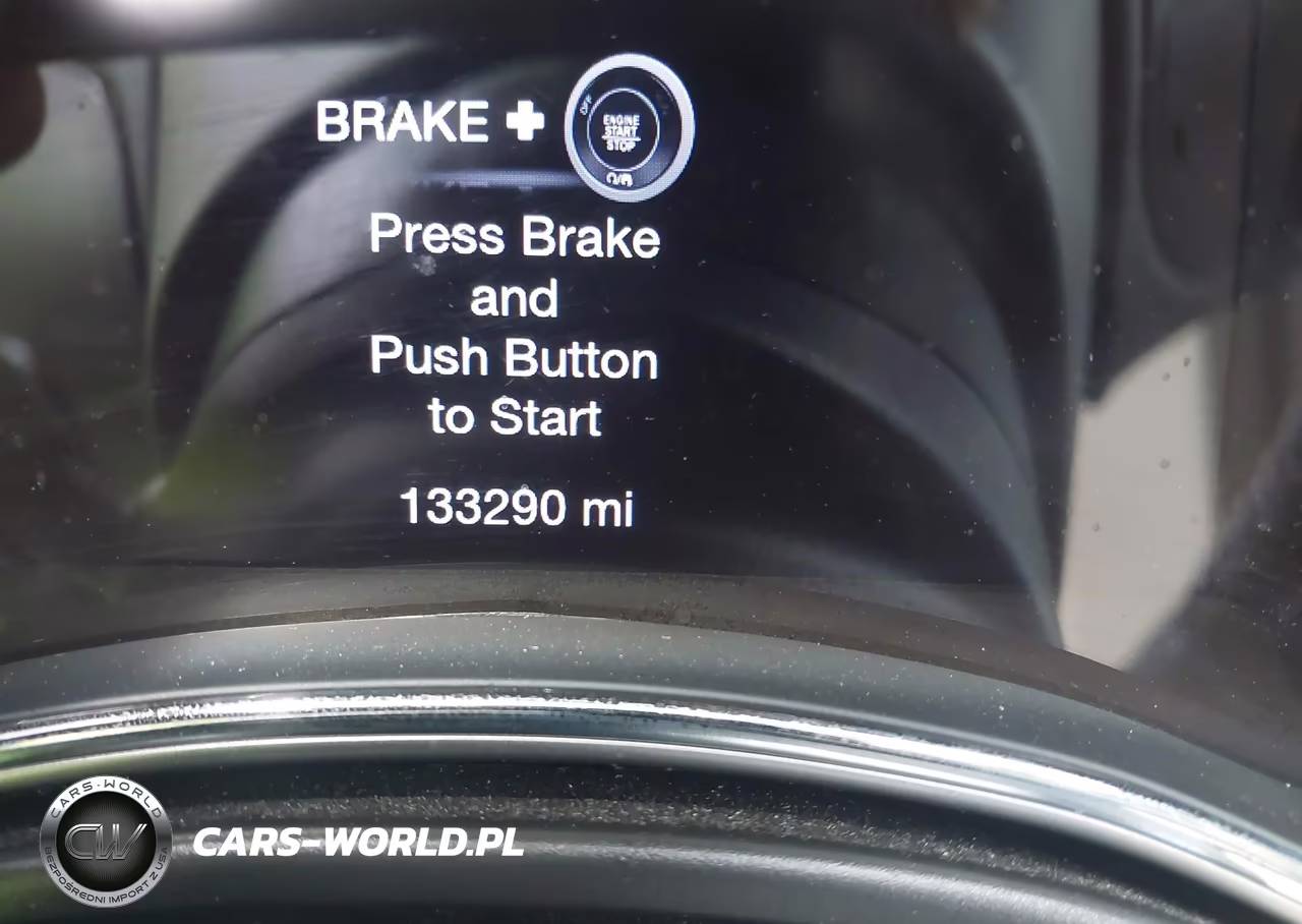 2021 Jeep Grand Cherokee Laredo E 4X4 VIN:1C4RJFAG3MC793754 - 17