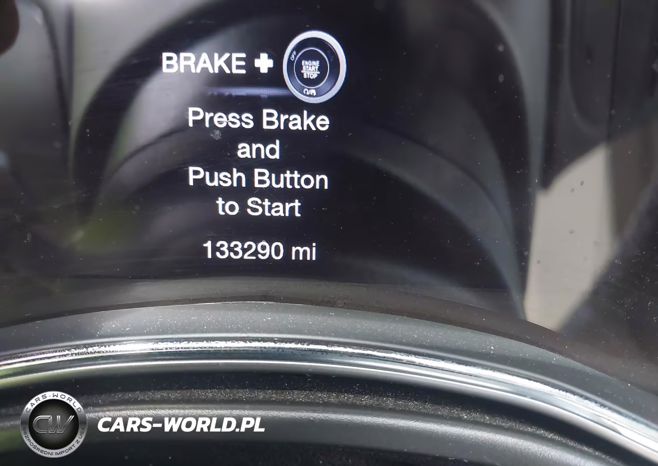 2021 Jeep Grand Cherokee Laredo E 4X4 VIN:1C4RJFAG3MC793754 - 7