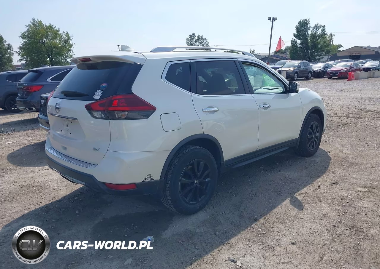 2018 Nissan Rogue Sv VIN:KNMAT2MT9JP604859 - 4